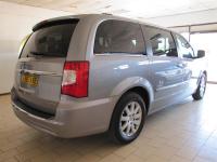 Chrysler Grand Voyager CRD Limited for sale in Botswana - 3