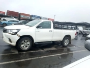 damaged 2017 TOYOTA HILUX 2.4 GD-6 SRX 4X4 for sale in Botswana - 2