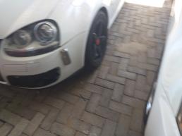 Golf 5 GT for sale in Botswana - 2