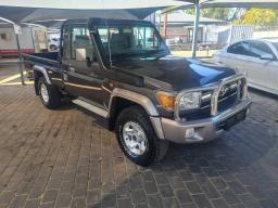 LAND CRUISER 79 4.2D P/U S/C for sale in Botswana - 2