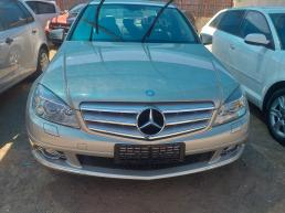 Mercedes Benz C200 for sale in Botswana - 3