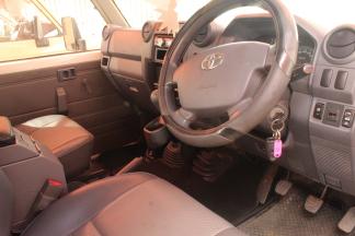 Toyota Land Cruiser for sale in Namibia - 4