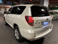 Toyota Vanguard for sale in Botswana - 2