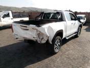  Used 2016 Toyota hilux 2.8 GD-6 raider 4X4 for sale in Botswana - 4