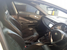 Used Alfa Romeo Giulietta Quadrifoglio Verde Squadra Corse for sale in Botswana - 4