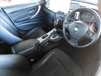  Used BMW 320 for sale in Afghanistan - 4