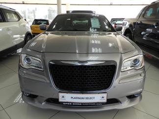  Used Chrysler 300C SRT8 for sale in  - 1