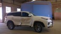  Used damaged 2016 TOYOTA FORTUNER 2.8GD-6 4X4 for sale in Afghanistan - 9