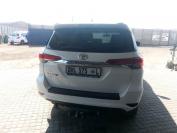  Used damaged 2018 TOYOTA FORTUNER 2.4GD-6 RBk for sale in Zambia - 7
