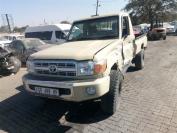  Used damaged runner Toyota Land Cruiser for sale in Afghanistan - 2