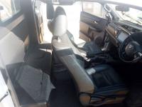  Used damaged Toyota Hilux for sale in Botswana - 13