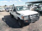  Used damaged Toyota Land Cruiser 4.2d for sale in Botswana - 7