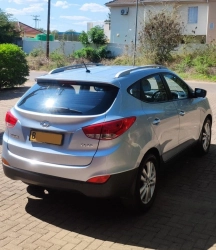 Used Hyundai ix35 for sale in Botswana - 3