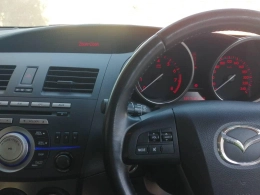 Used Mazda 3 for sale in Botswana - 9