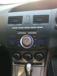 Used Mazda 3 for sale in Botswana - 10