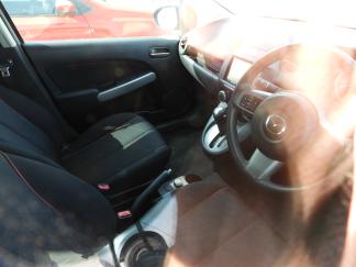  Used Mazda Demio for sale in Afghanistan - 5