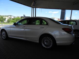  Used Mercedes-Benz C-Class for sale in Afghanistan - 2