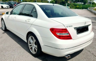  Used Mercedes-Benz C180 for sale in Botswana - 1