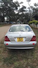  Used Mercedes-Benz S-Class W220 for sale in Afghanistan - 4