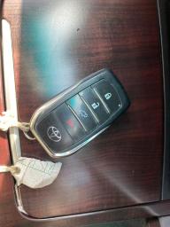  Used Toyota Fortuner resprayed 2017 gd6 for sale in Botswana - 9