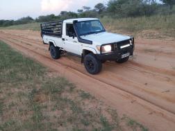  Used Toyota Land Cruiser for sale in Botswana - 8