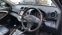Used Toyota RAV 4 for sale in Botswana - 3