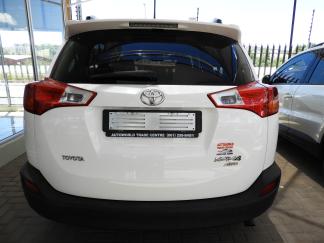  Used Toyota RAV4 for sale in Afghanistan - 2