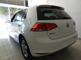  Used Volkswagen Golf for sale in Afghanistan - 1