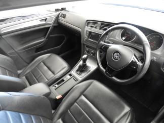  Used Volkswagen Golf for sale in Afghanistan - 4