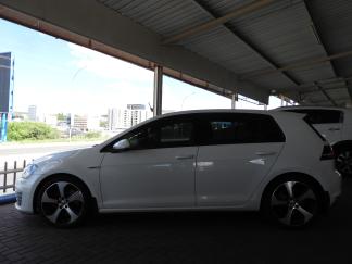  Used Volkswagen Golf 7 Gti for sale in Namibia - 2