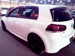  Used Volkswagen Golf R 7 for sale in Botswana - 13