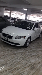  Volvo S40 for sale in Botswana - 4
