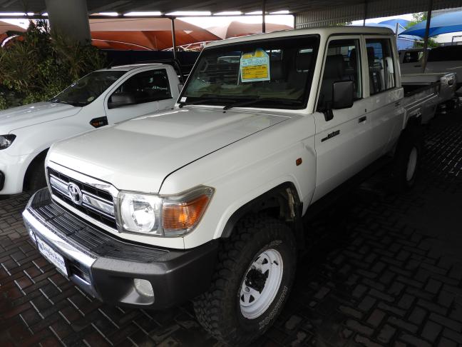 Used Toyota Land Cruiser Used Toyota Land Cruiser in Namibia