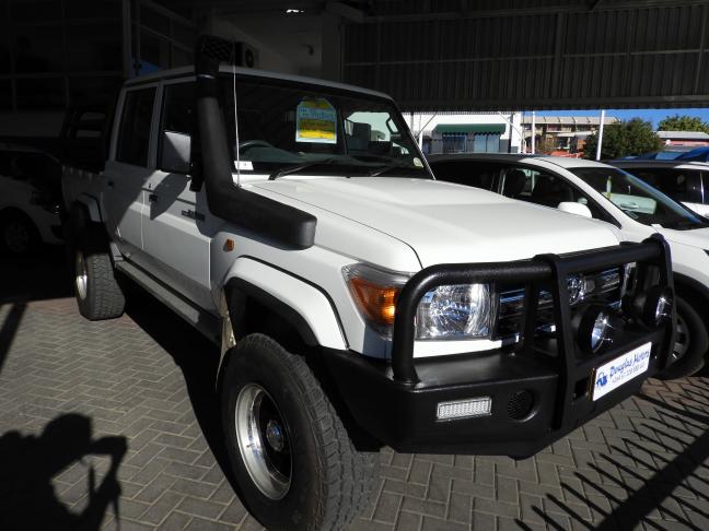 Used Toyota Land Cruiser Used Toyota Land Cruiser in Namibia