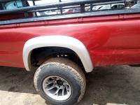  Used 2002 Toyota Hilux 4x4 for sale in Namibia - 10