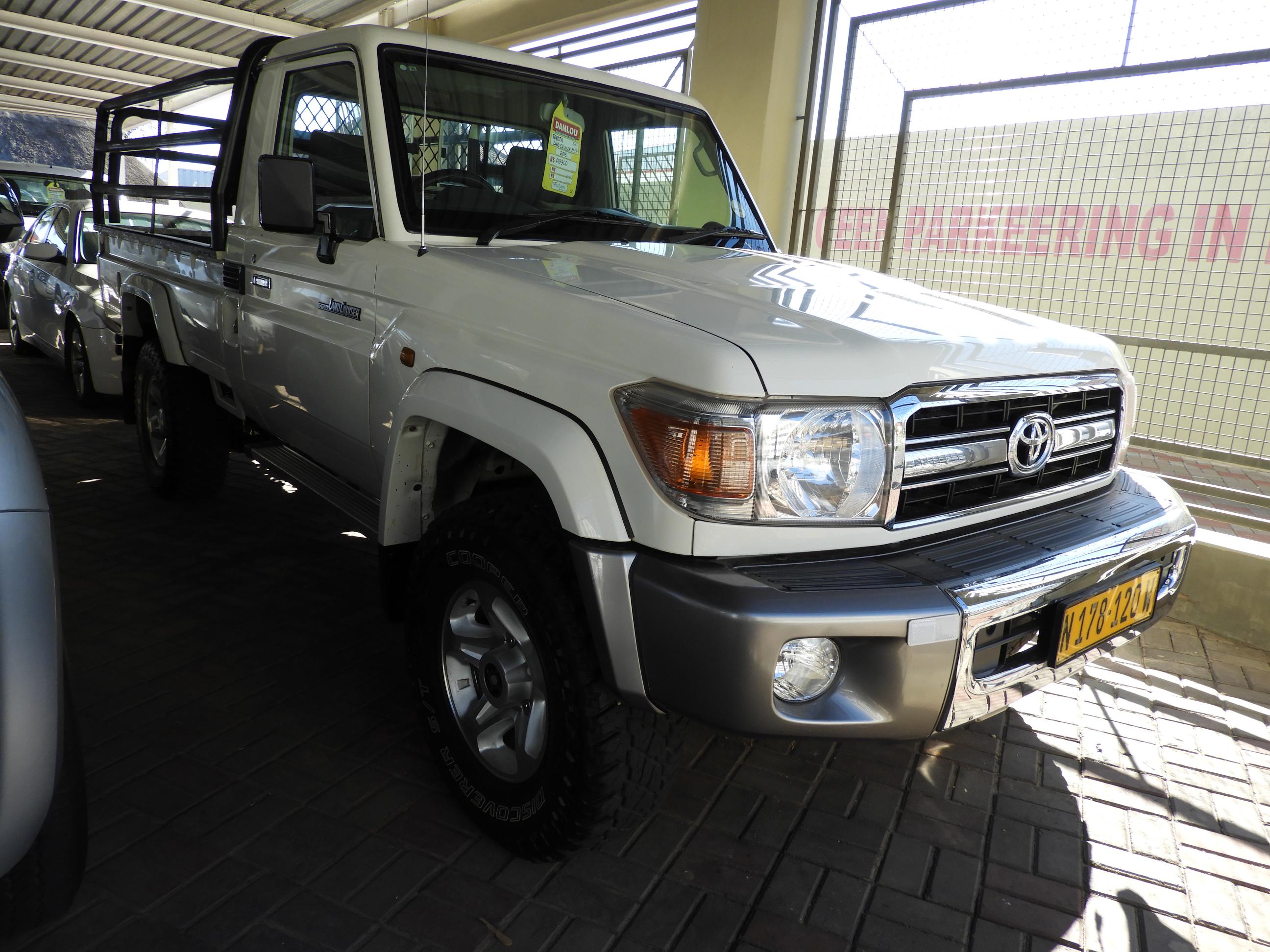 Buy Used Toyota Land Cruiser in Windhoek - Price for Used ...