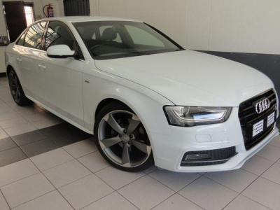 Audi A4 1.8 TFSI S-LINE in 