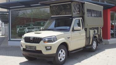 Mahindra Pik Up 2.2mHawk S6 SC 4X4 GAME VIEWER Mahindra Pik Up 2.2mHawk S6 SC 4X4 GAME VIEWER in