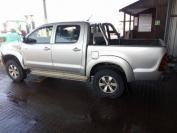  Used 2010 TOYOTA HILUX 3.0D-4D RAIDER damaged for sale in  - 3