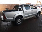  Used 2010 TOYOTA HILUX 3.0D-4D RAIDER damaged for sale in  - 6
