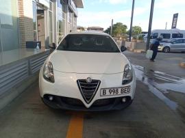  Used Alfa Romeo Giulietta Quadrifoglio Verde Squadra Corse for sale in Botswana - 0