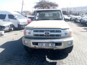  Used damaged runner Toyota Land Cruiser for sale in  - 1