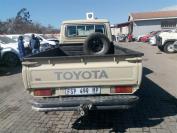  Used damaged runner Toyota Land Cruiser for sale in  - 5