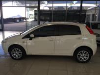  Used Fiat Punto 1.4i Emotion for sale in  - 2