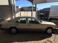 Used Mercedes-Benz E320 v6 for sale in  - 2