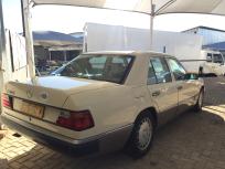  Used Mercedes-Benz E320 v6 for sale in  - 3