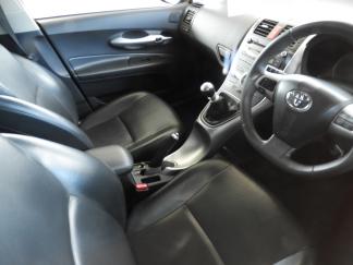  Used Toyota Auris XR for sale in  - 5