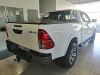  Used Toyota Hilux 2.4GD-6 Xtra Cab SRX for sale in  - 3