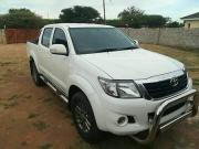  Used Toyota Hilux for sale in Botswana - 3