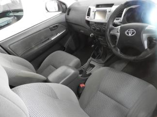  Used Toyota Hilux D4D Raider E/C for sale in  - 4